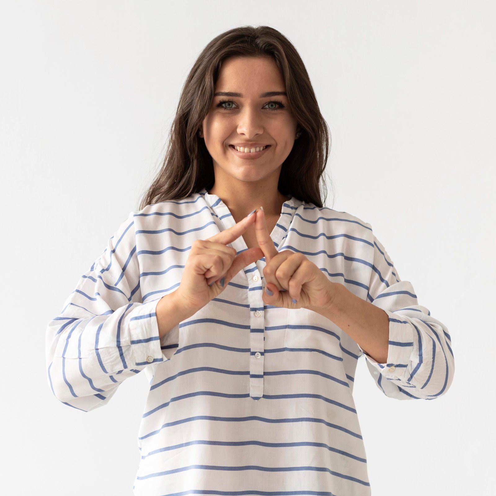 portrait-woman-teaching-sign-language